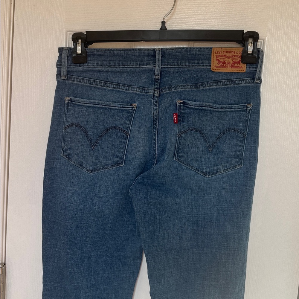 Levi's Women's Straight Leg Blue Jeans